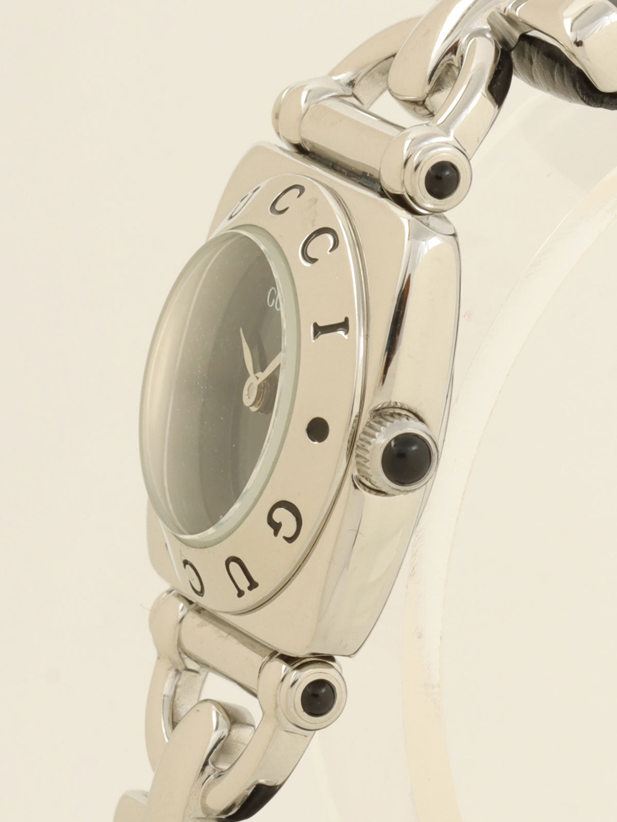 马衔圆形Logo表盘腕表 银/黑色