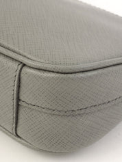 サフィアーノアクセサリーポーチバッグ ライトグレー