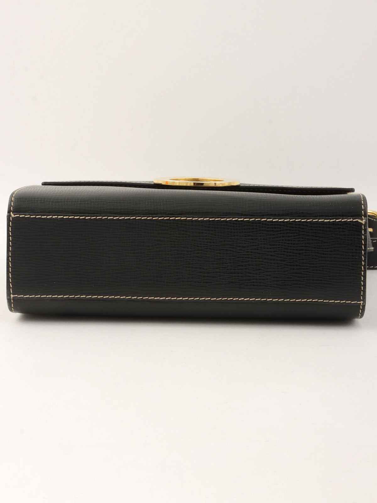 Circle Logo Plate Shoulder Bag Black