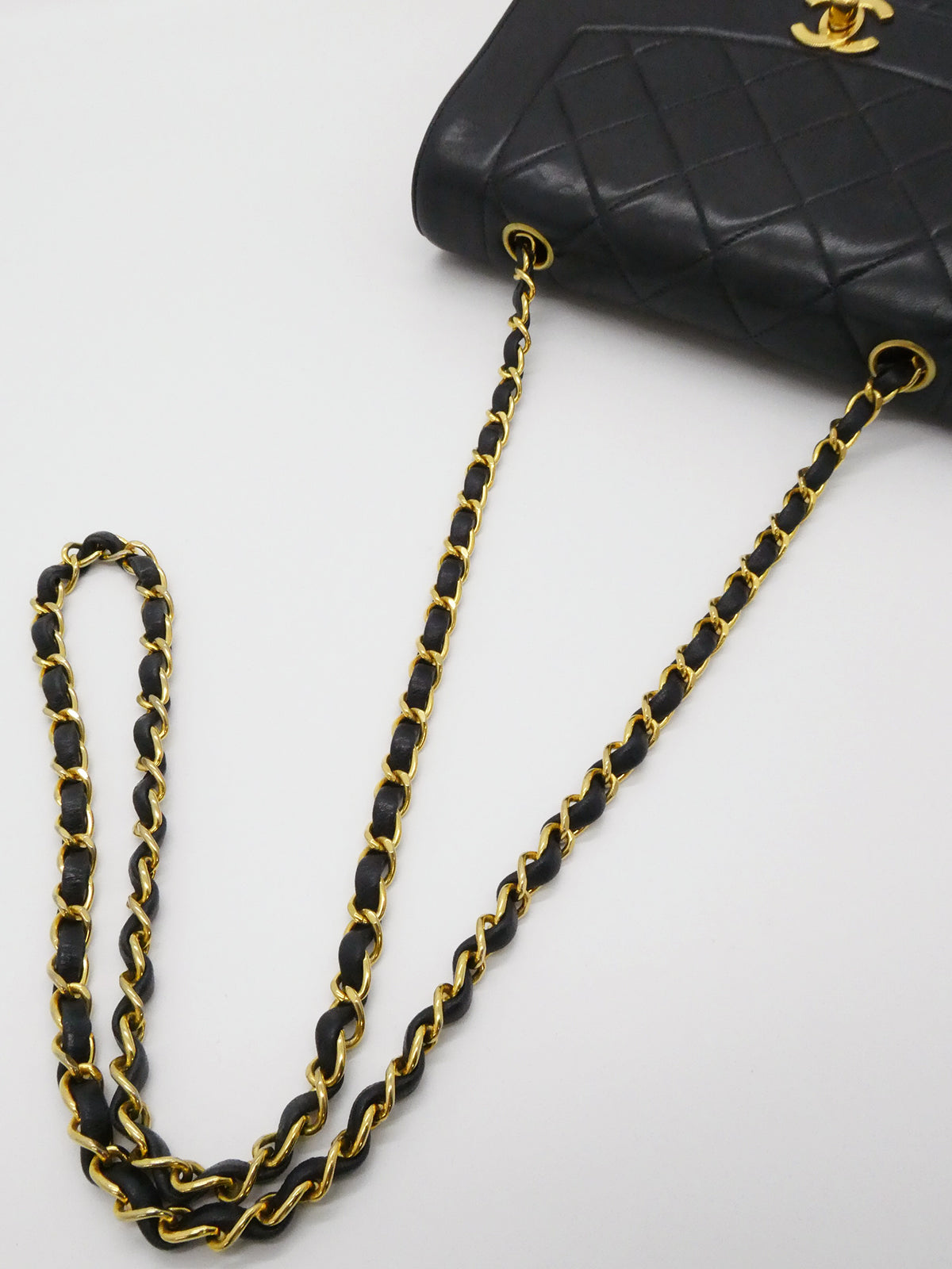 1992年頃製 ダイアナフラップチェーンバッグ22cm ネイビー