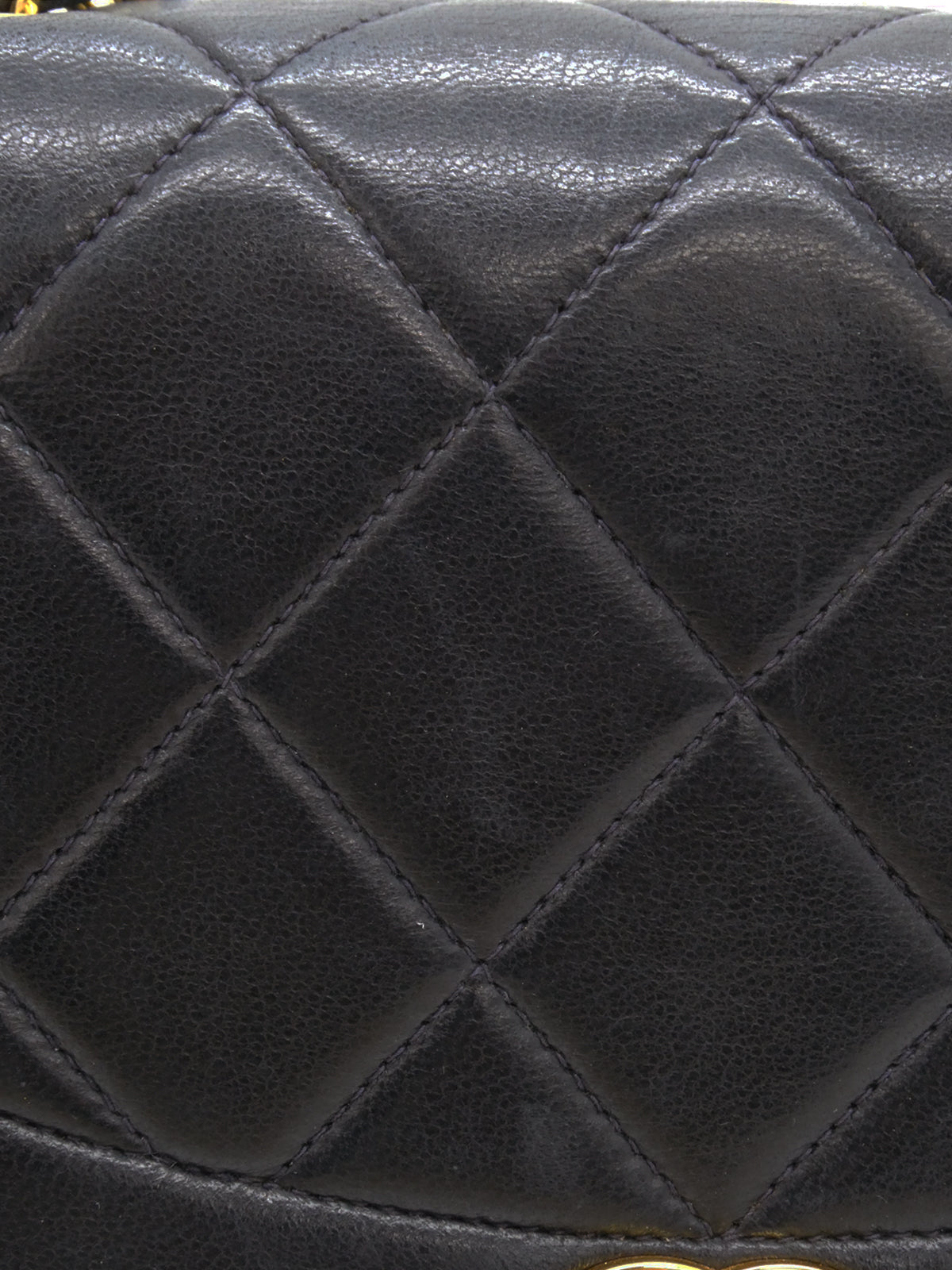 1992年頃製 ダイアナフラップチェーンバッグ22cm ネイビー