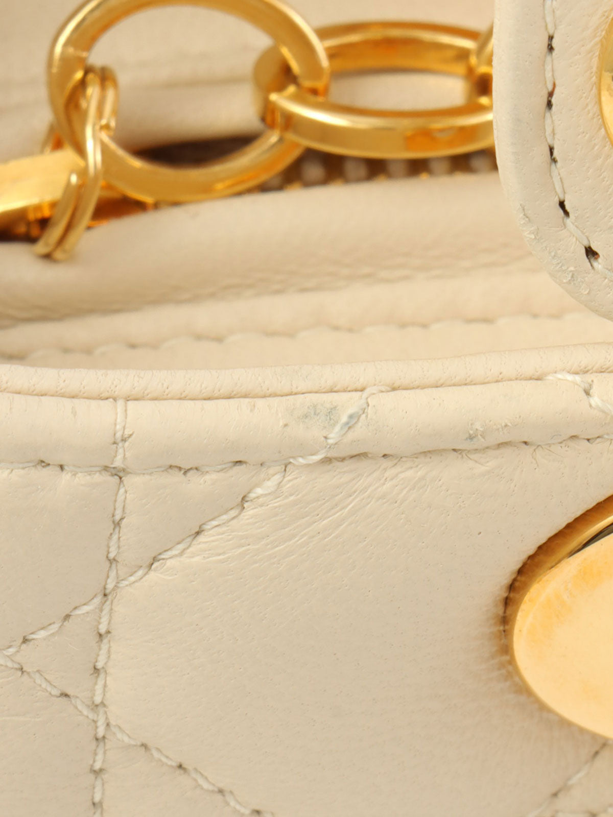 レディディオールカナージュステッチ2wayバッグM ホワイト