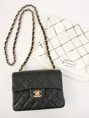 2001年頃製 クラシックフラップチェーンバッグミニ ブラック