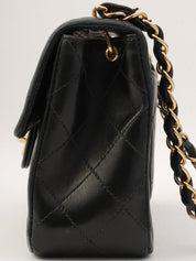 2001年頃製 クラシックフラップチェーンバッグミニ ブラック