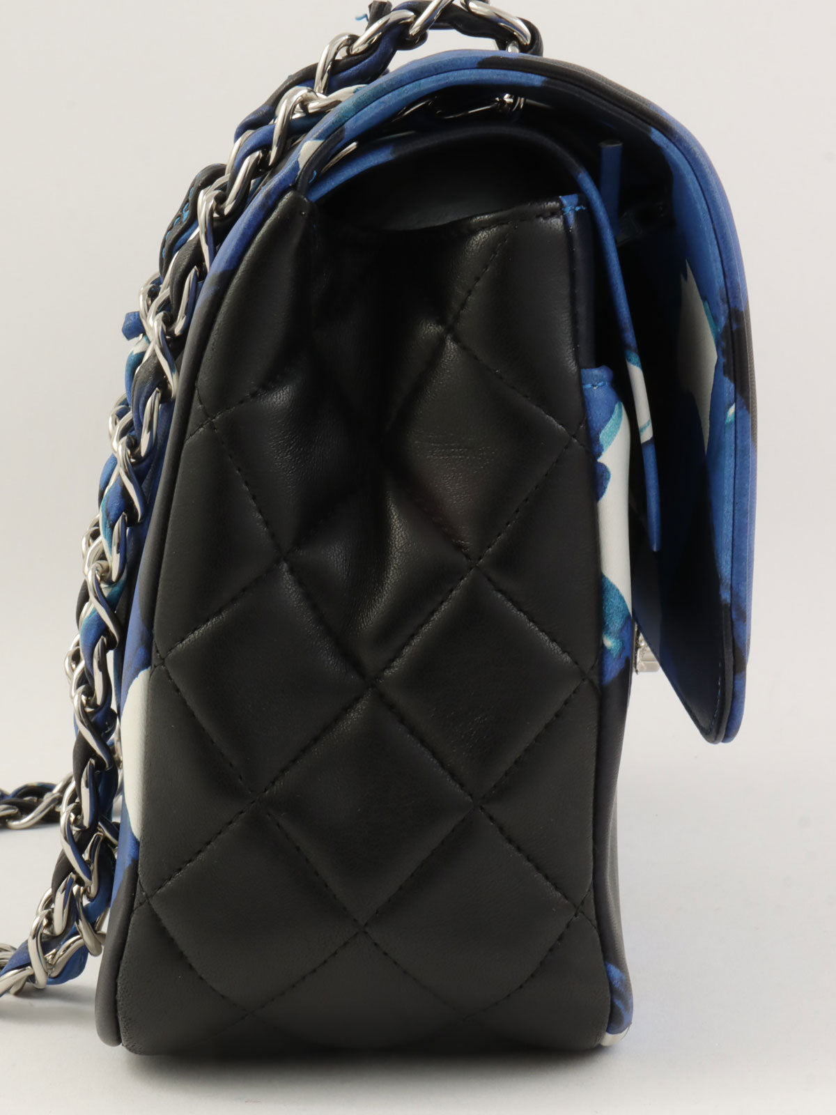 2016年頃製 エアラインクラシックフラップチェーンバッグジャンボ ブルー/マルチ