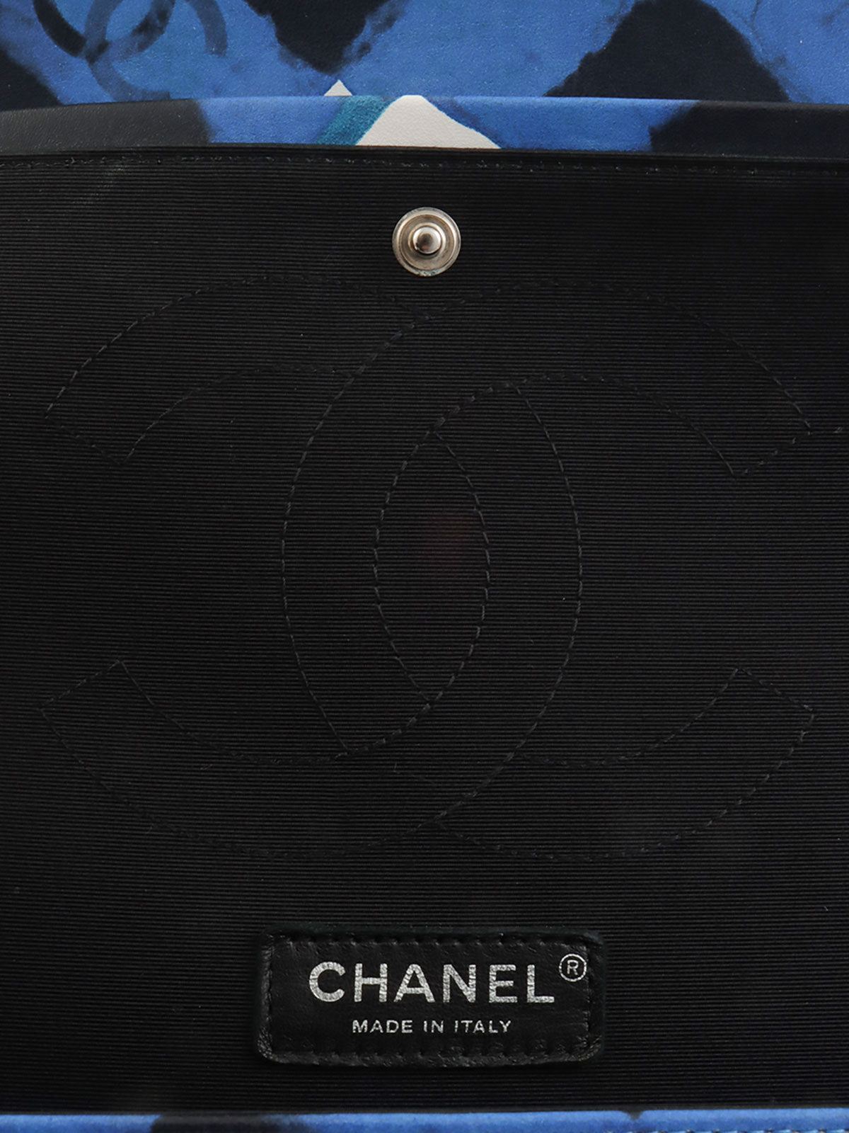 2016年頃製 エアラインクラシックフラップチェーンバッグジャンボ ブルー/マルチ