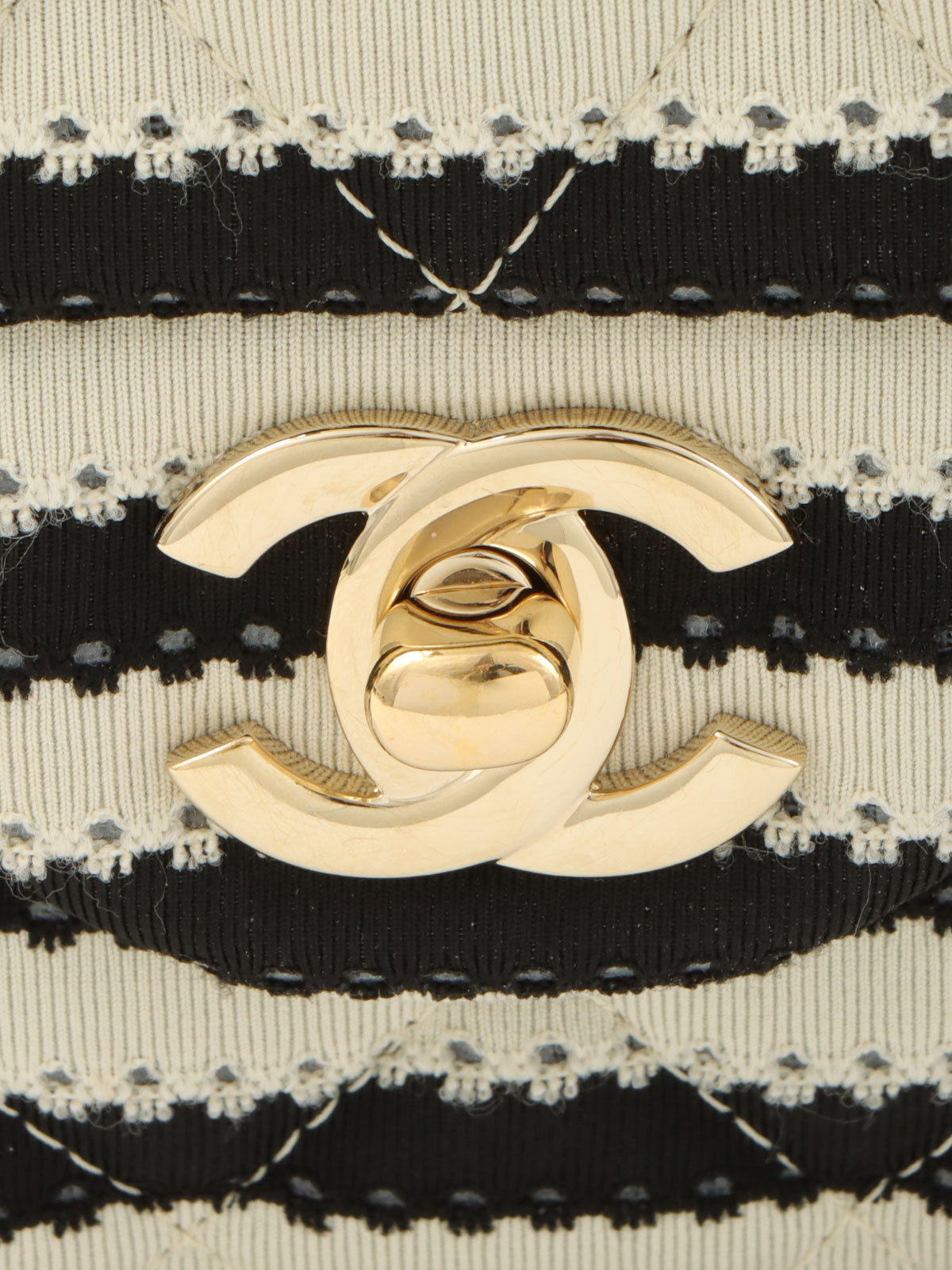 2014年頃製 コットンボーダーパターンクラシックフラップチェーンバッグ25cm グレー/ブラック