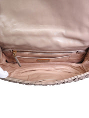 米色纳帕褶皱链条单肩包