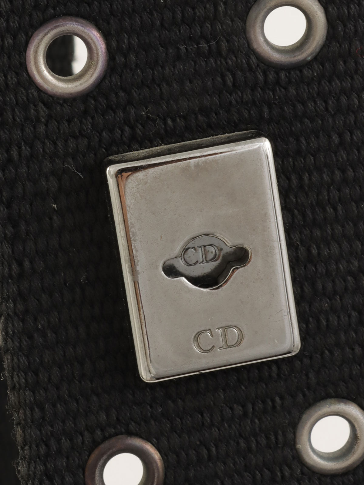 Street Chic Trotter Pattern Shoulder Bag in Black