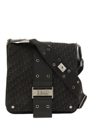 Street Chic Trotter Pattern Shoulder Bag in Black