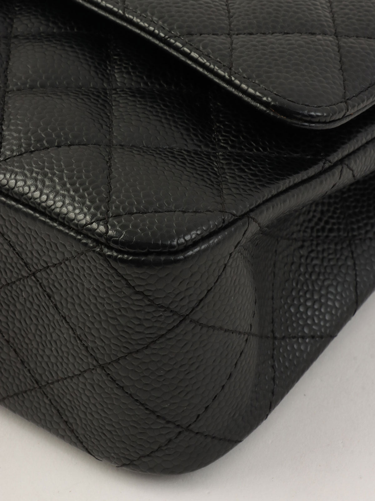 2007 Caviar Skin Classic Flap Chain Bag 25cm Black