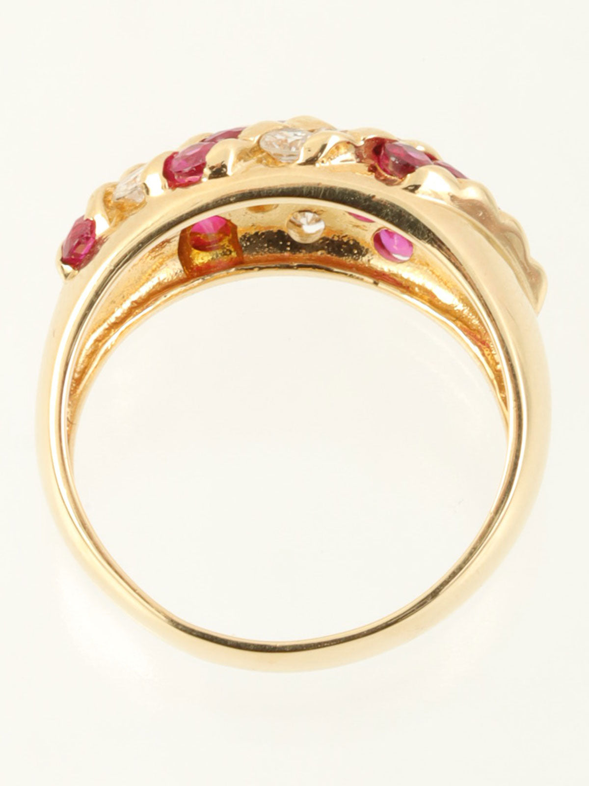 18K金/红宝石和钻石戒指