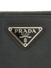 黑色 Saffiano 标志铭牌长款钱包