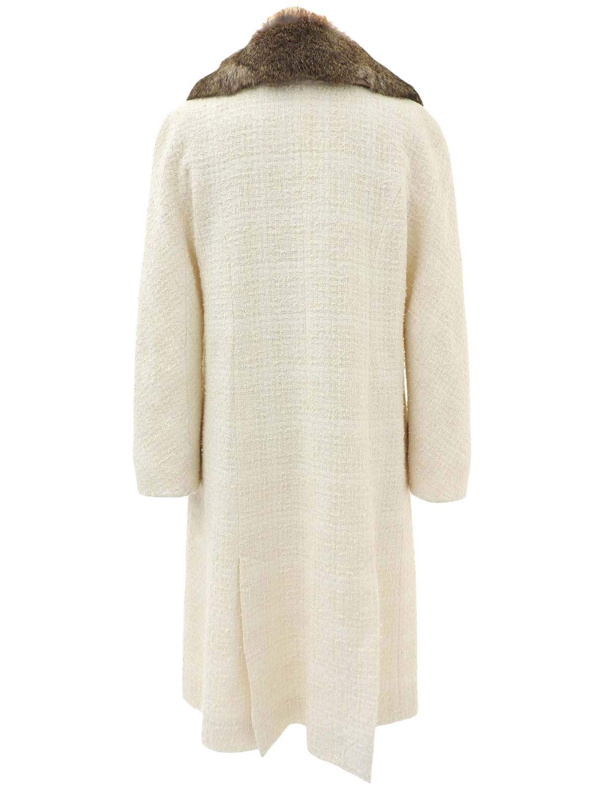 ファーパドロックロゴボタンロングコート ホワイト/ブラウン