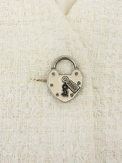 ファーパドロックロゴボタンロングコート ホワイト/ブラウン