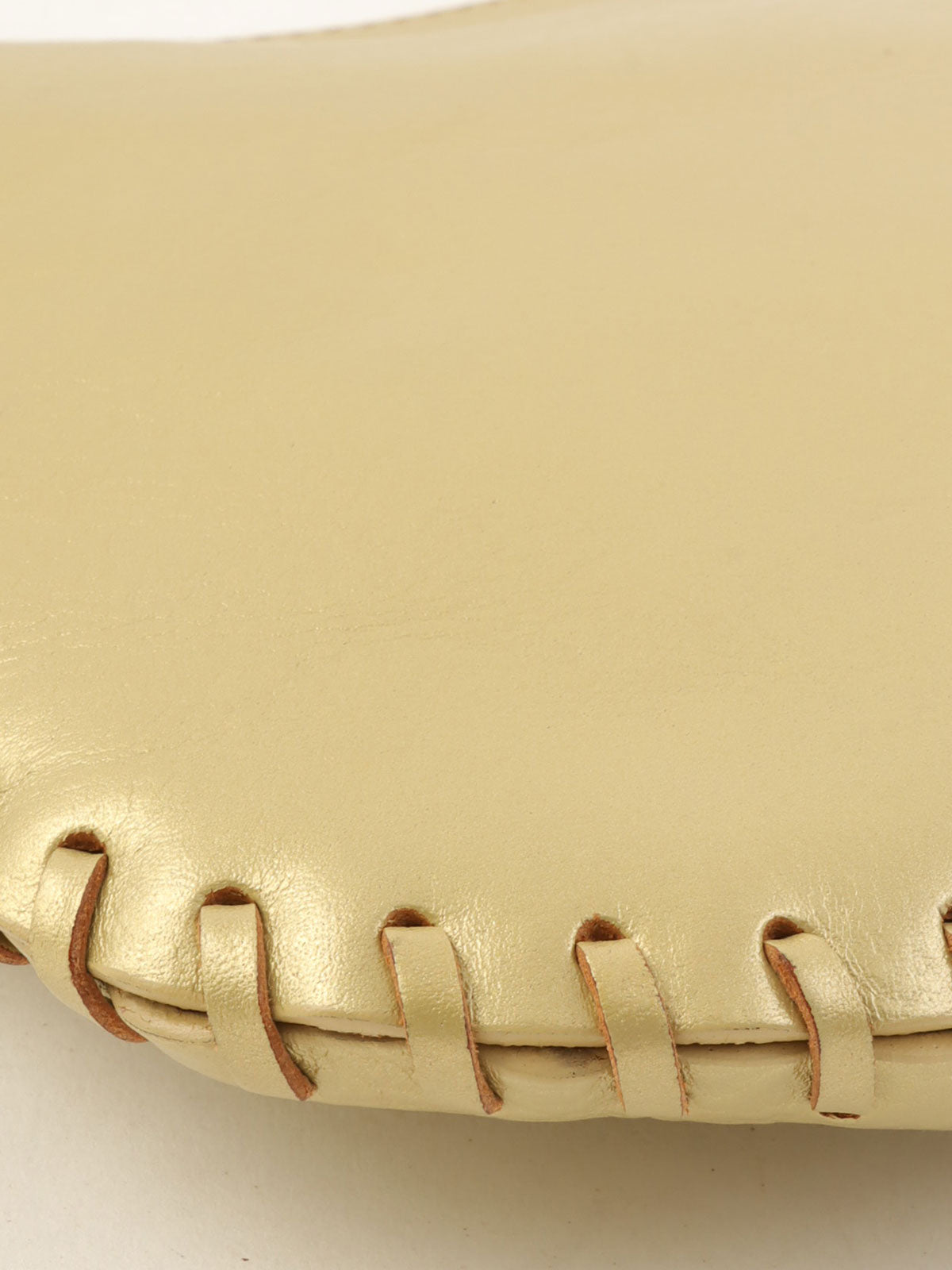 Selleria Stitch 金色单肩包