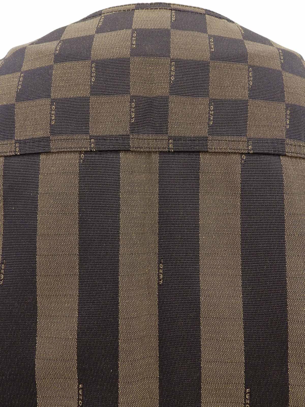 ペカンパターンロゴボタンベスト ブラウン/ブラック