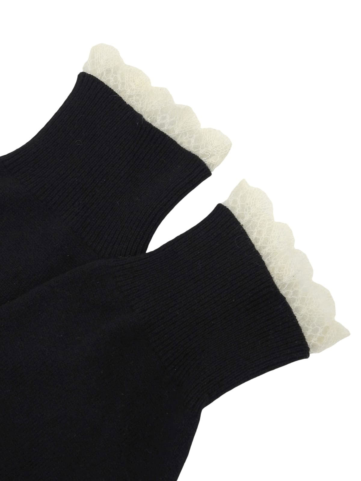 Cashmere ruffle design short sleeve knit top in black/white