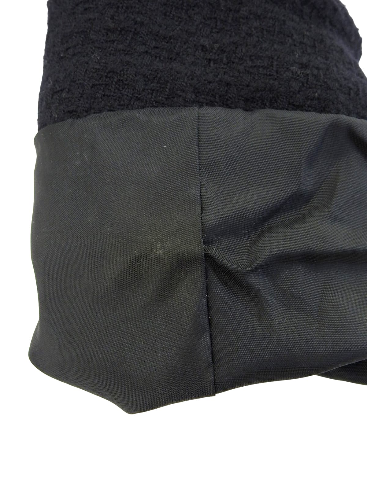 Macadam Button Collarless Set in Black