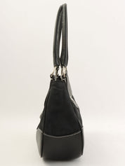 黑色尼龙和皮革拼接logo铭牌手提包