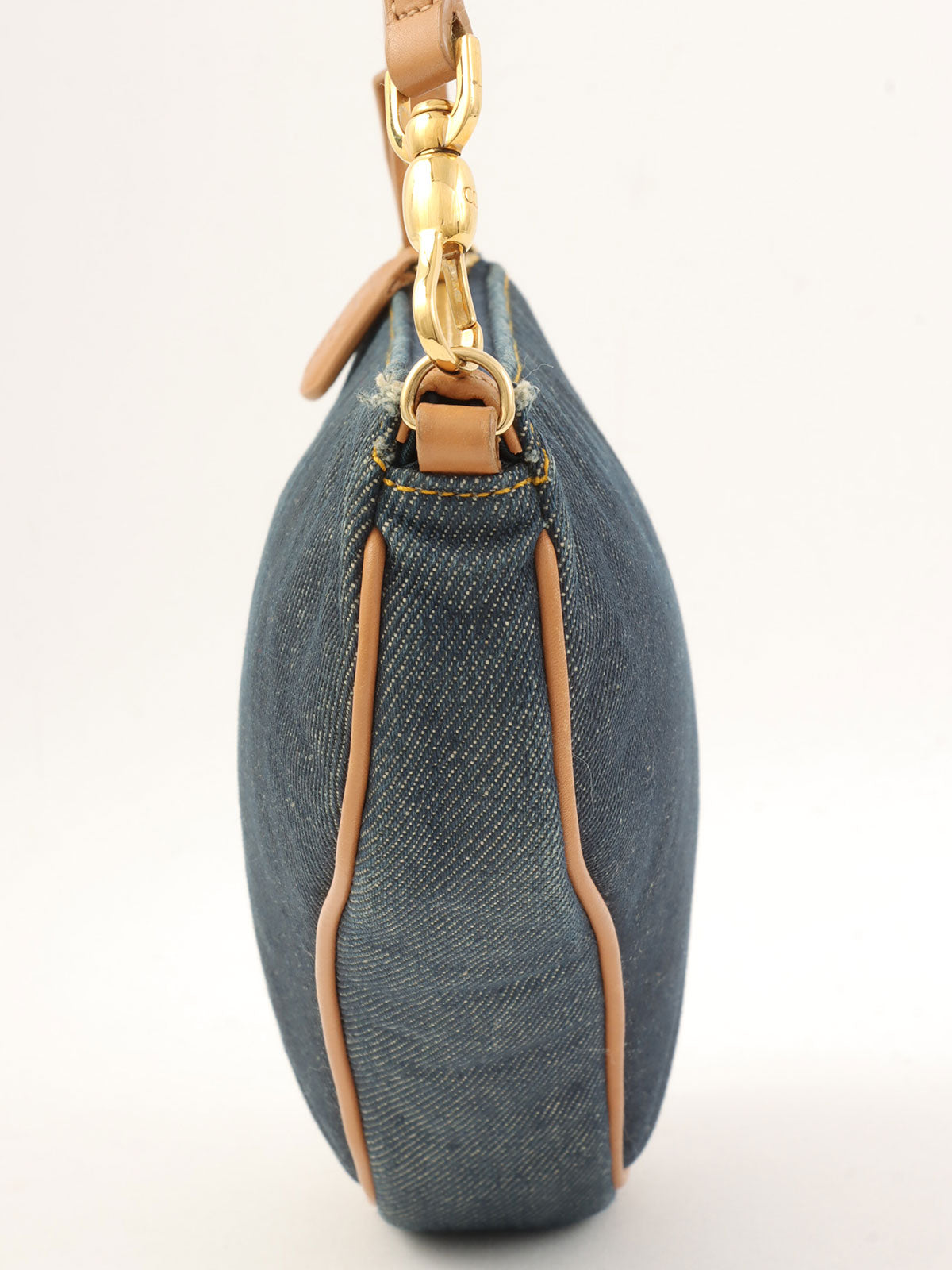 靛蓝色牛仔马鞍包