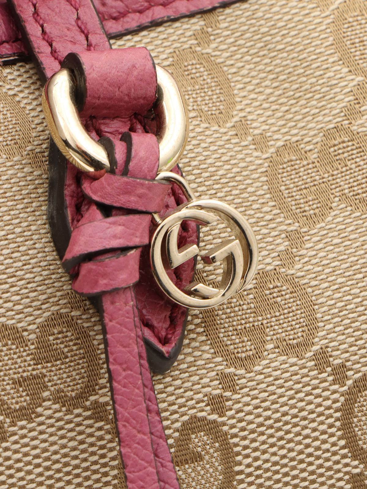 キャンバスGGパターンロゴチャームハンドバッグ ベージュ/ピンク