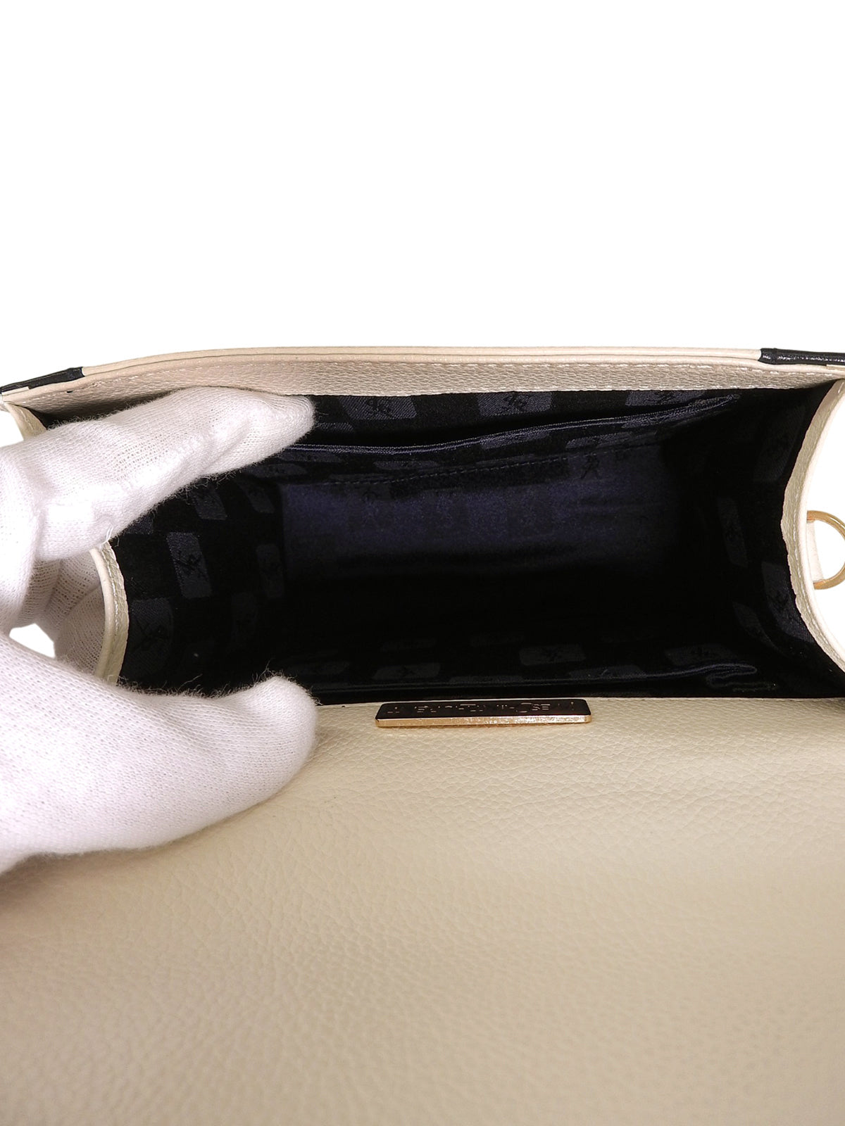 ダイヤカットデザインロゴプレート2wayバッグ アイボリー