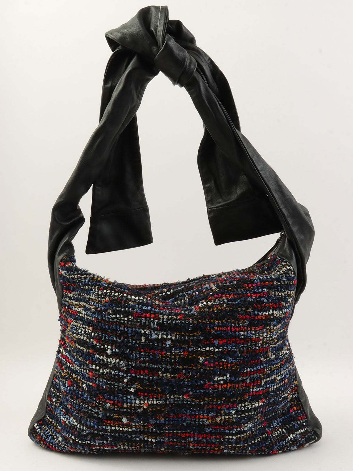 2014 款 Chanel 夹克图案女孩单肩包 黑色/多色