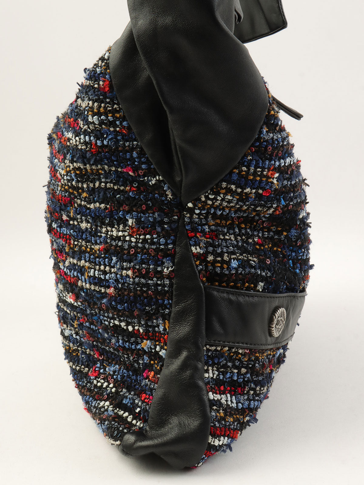 2014 款 Chanel 夹克图案女孩单肩包 黑色/多色