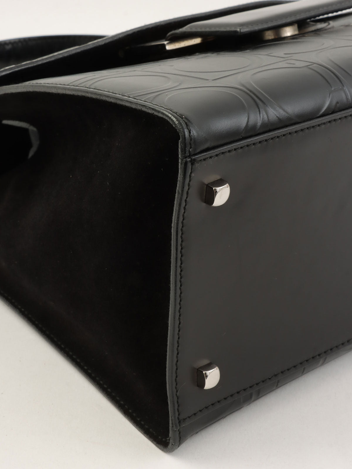 黑色 Gancini 图案手提包