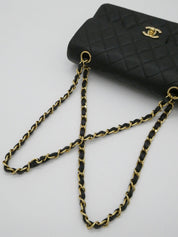 2001 Caviar Skin Classic Flap Chain Bag 23cm Black