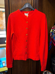 Cashmere logo button cardigan in red/gold