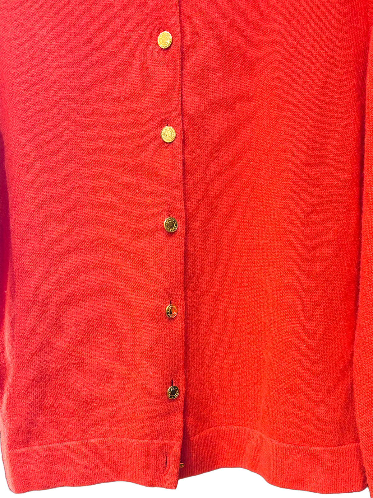 Cashmere logo button cardigan in red/gold