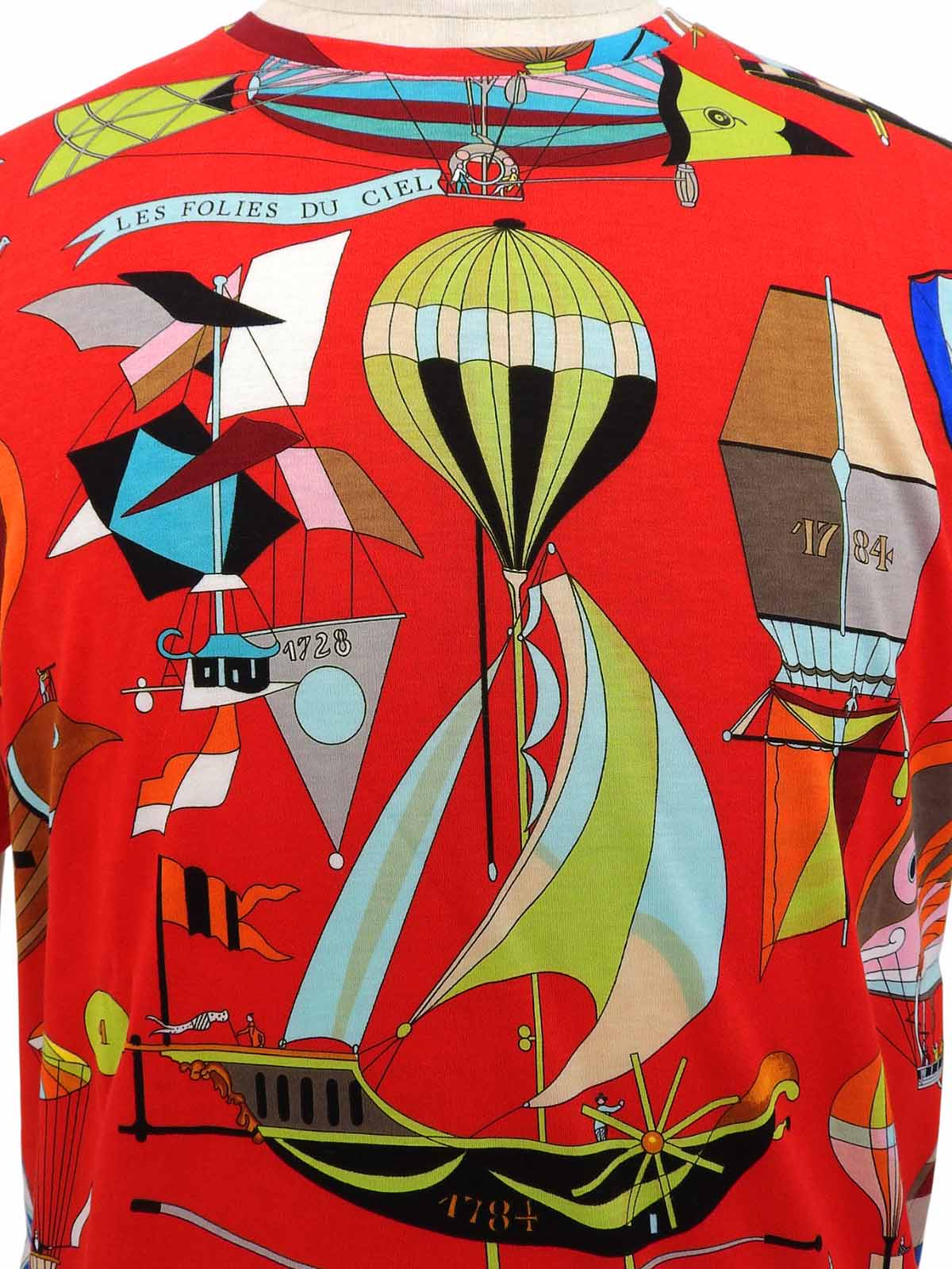 Les Folies De Ciel Pattern Short Sleeve T-Shirt in Red/Multi