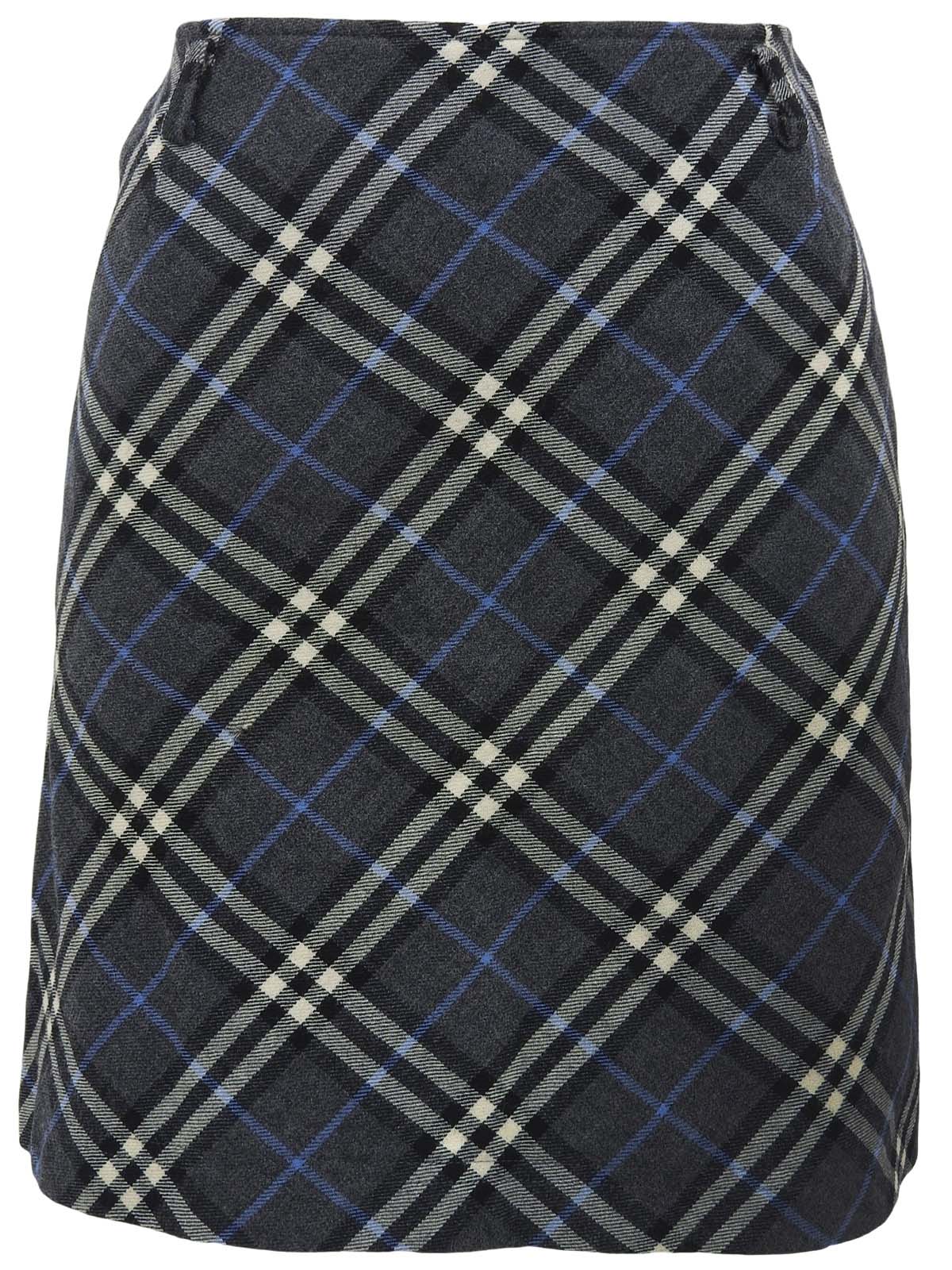 Check pattern skirt in gray