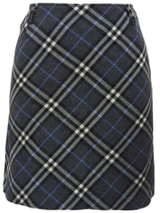 Check pattern skirt in gray