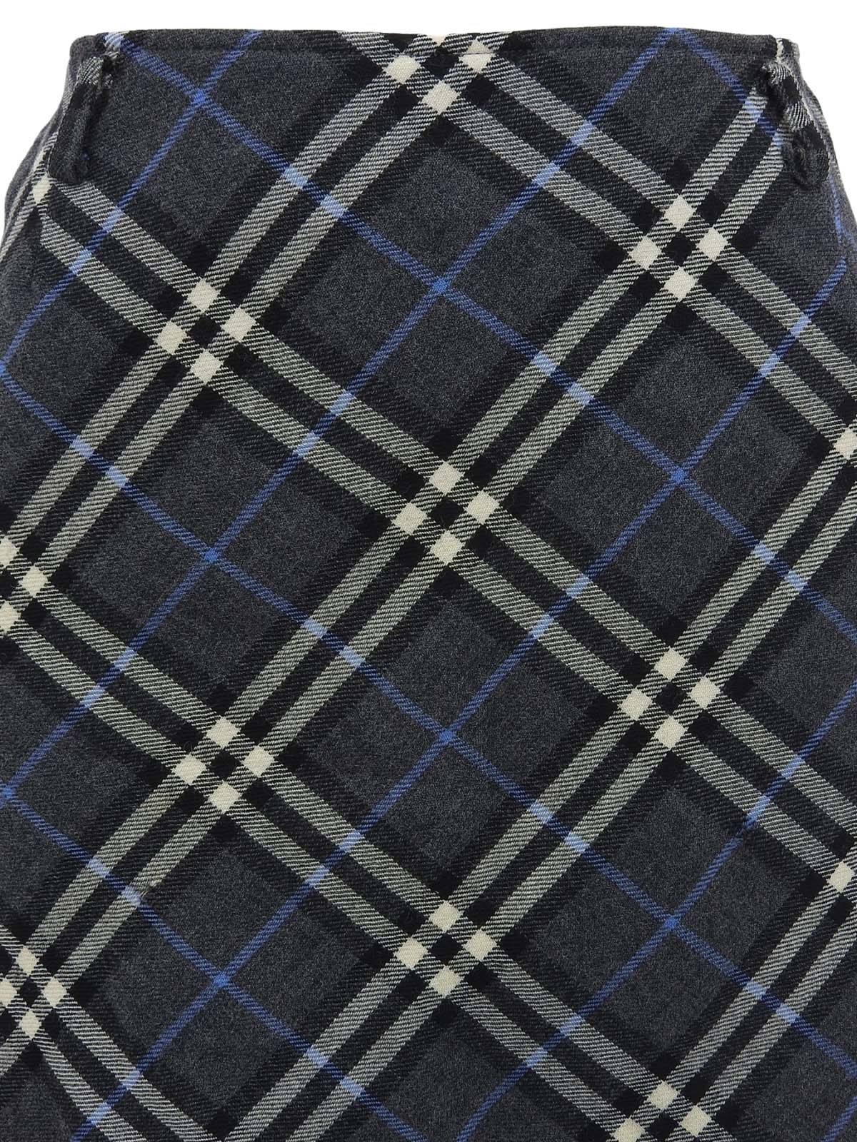 Check pattern skirt in gray