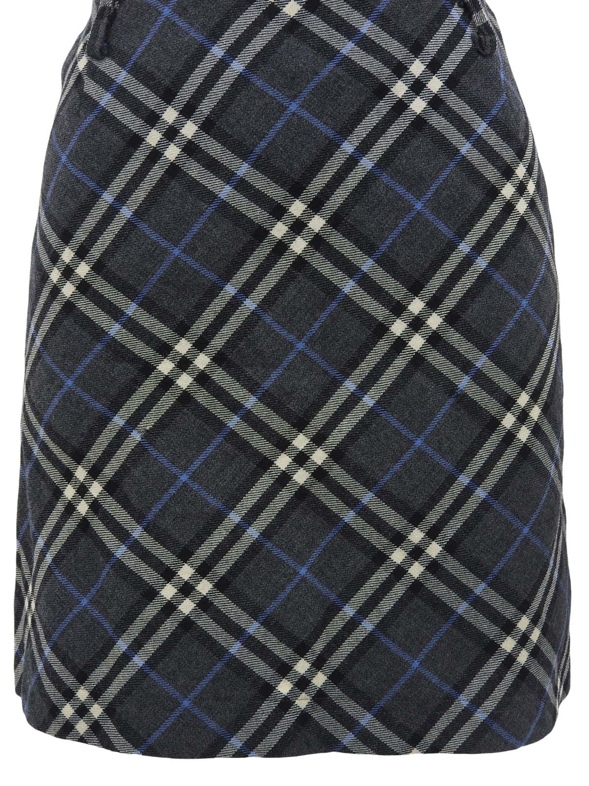 Check pattern skirt in gray
