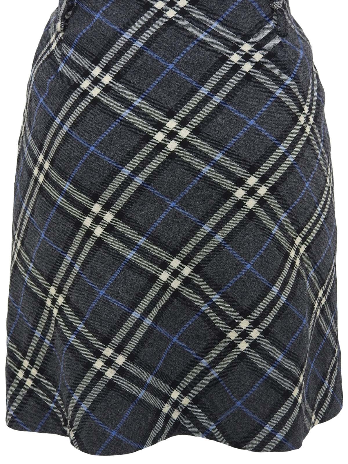 Check pattern skirt in gray