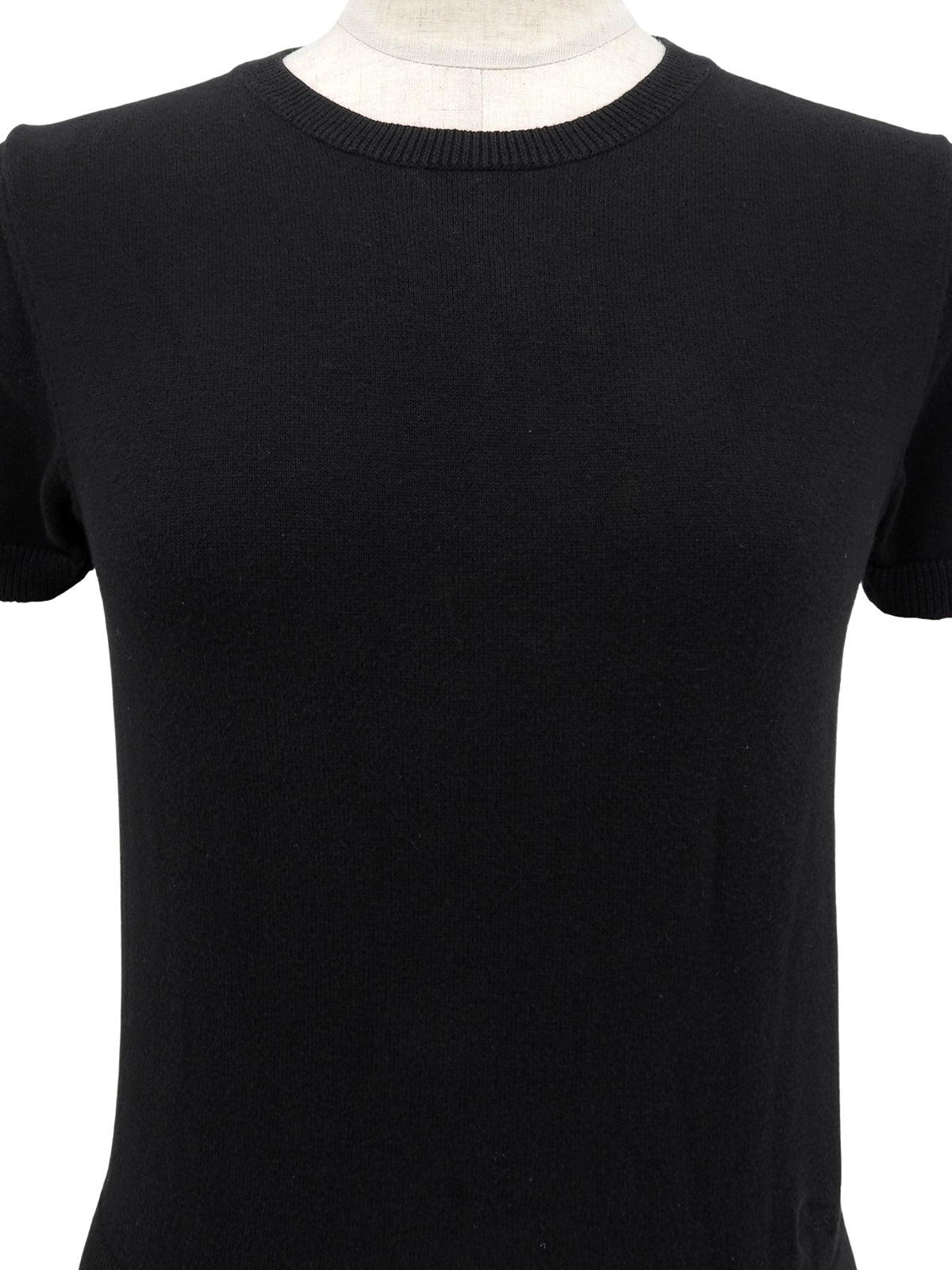 ロゴ刺繍ハーフスリーブトップス ブラック