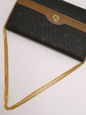 ハニカムパターンロゴプレートチェーンショルダーバッグ ブラウン