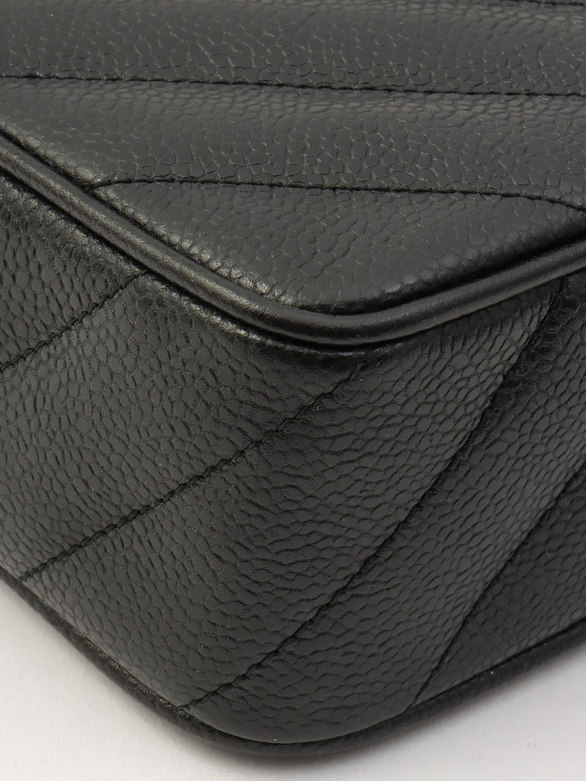 1992年頃製 キャビアスキンバイアスステッチビジューチェーンバッグ ブラック