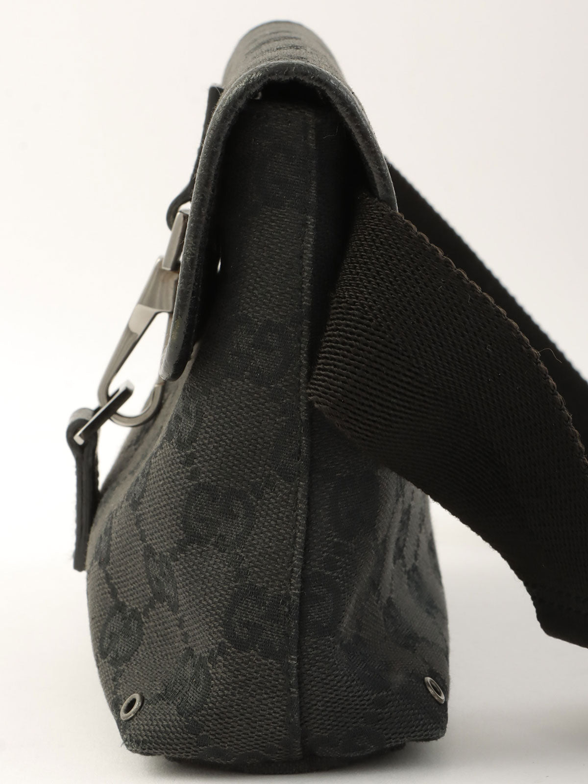 Canvas GG Pattern Body Bag in Black