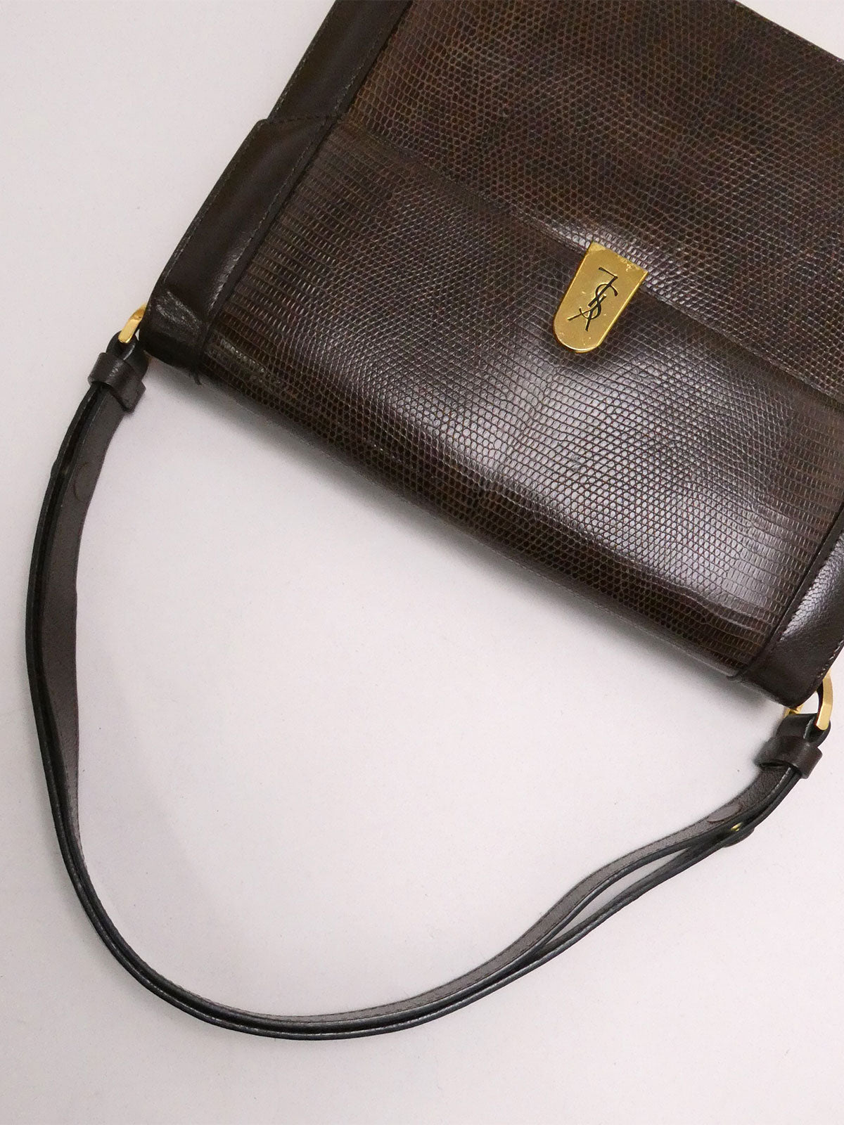 リザードロゴプレートショルダーバッグ ブラウン