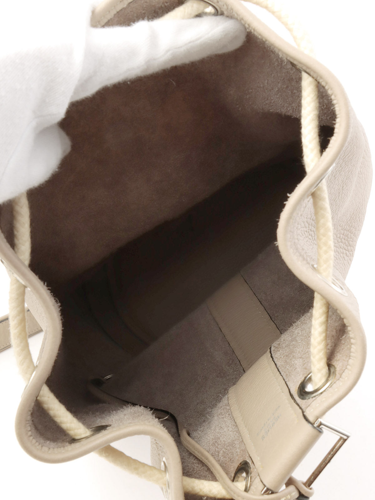 2000 Ranch Tourtiere Gray