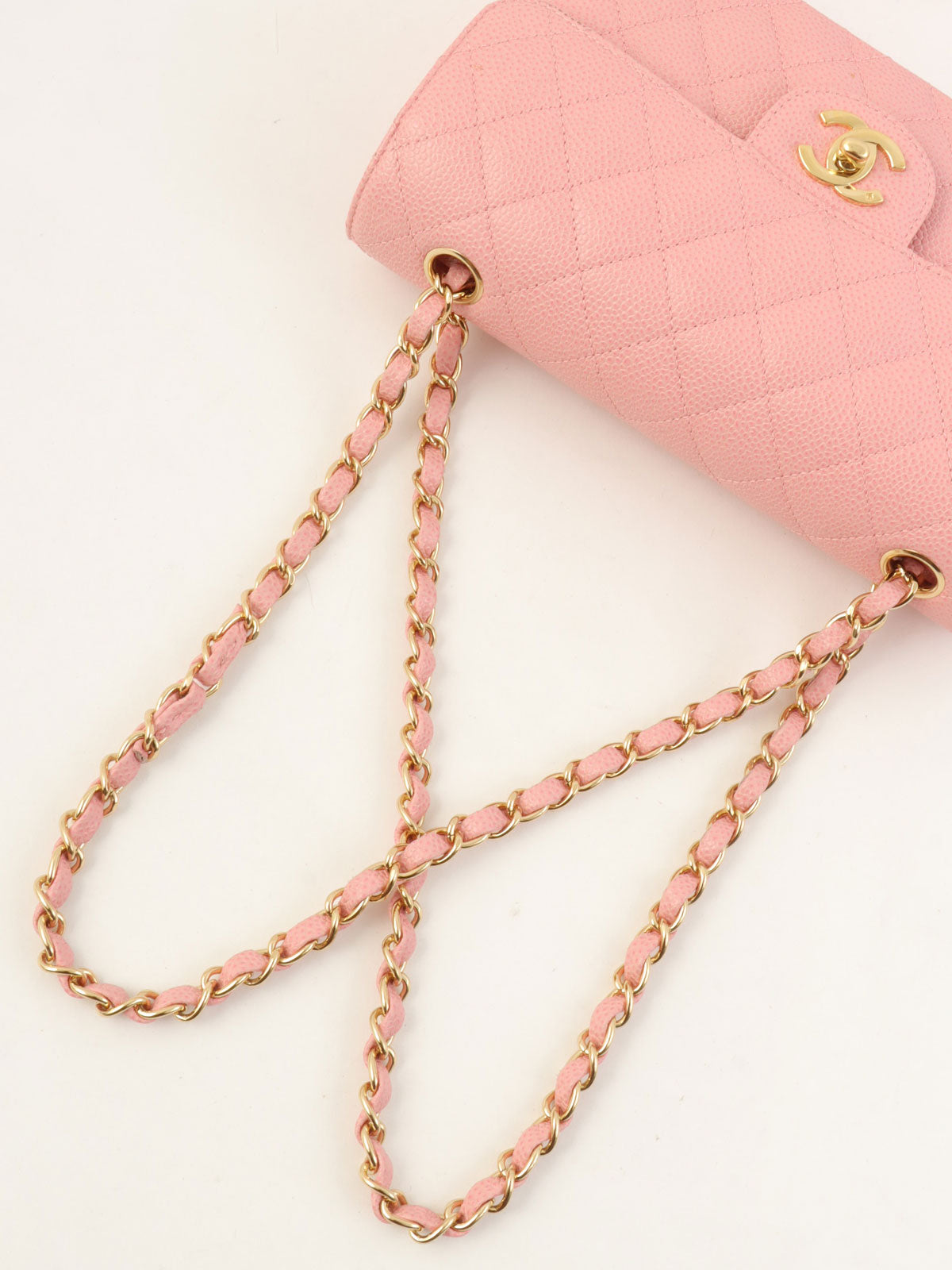 2004年頃製 キャビアスキンクラシックフラップチェーンバック23cm ピンク