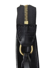 2002 年 Epi 黑色手拿包配饰