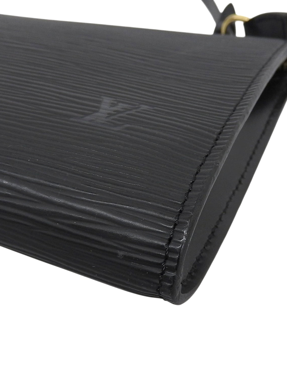 2002 年 Epi 黑色手拿包配饰