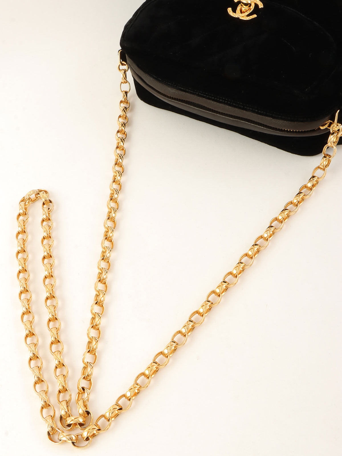 1992年頃製 ベルベットCCターンロックタッセルビジューチェーンバッグ ブラック