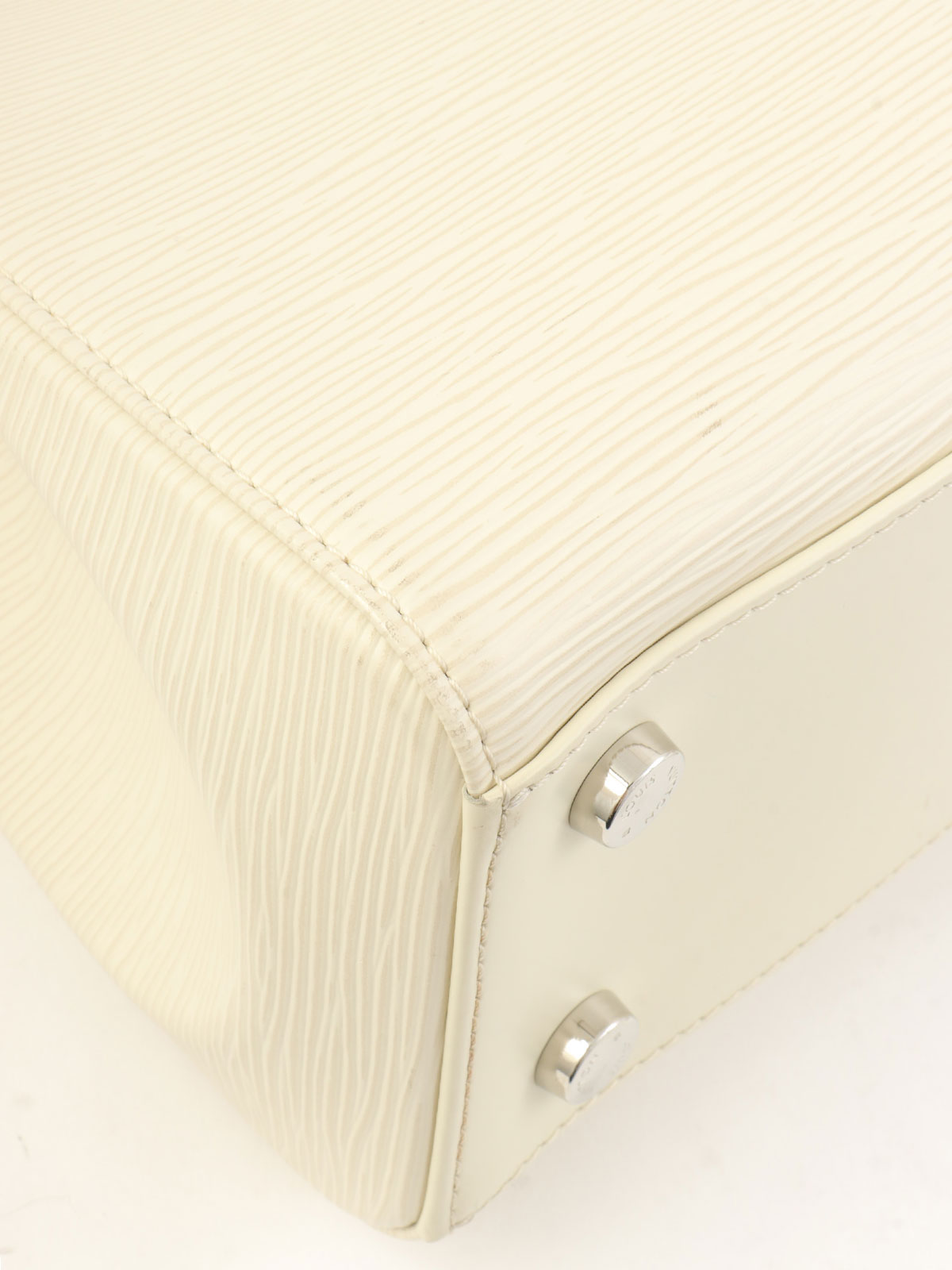 2013 Epibrea Ivory